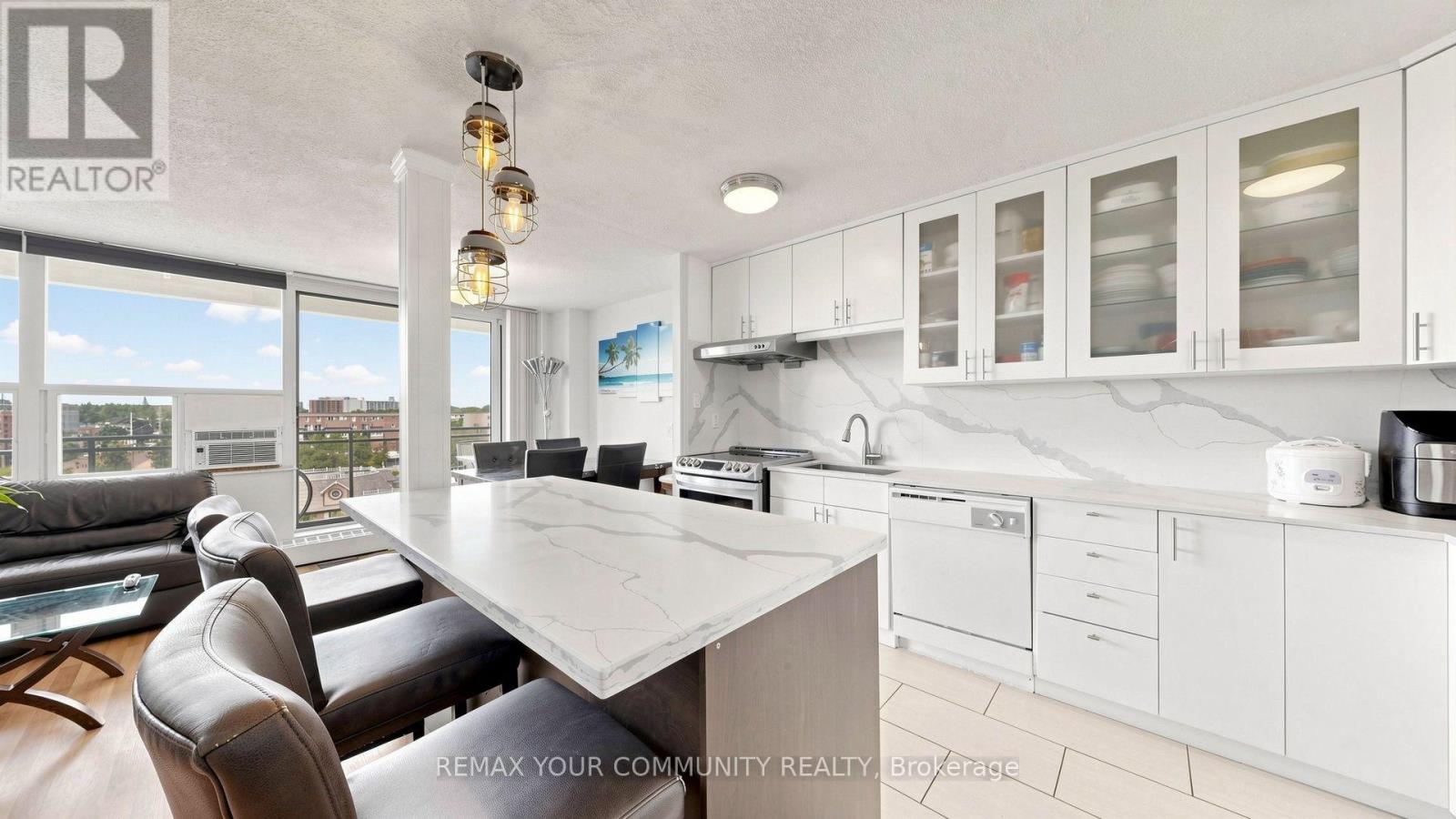 #8 180 DUDLEY AVENUE - 17