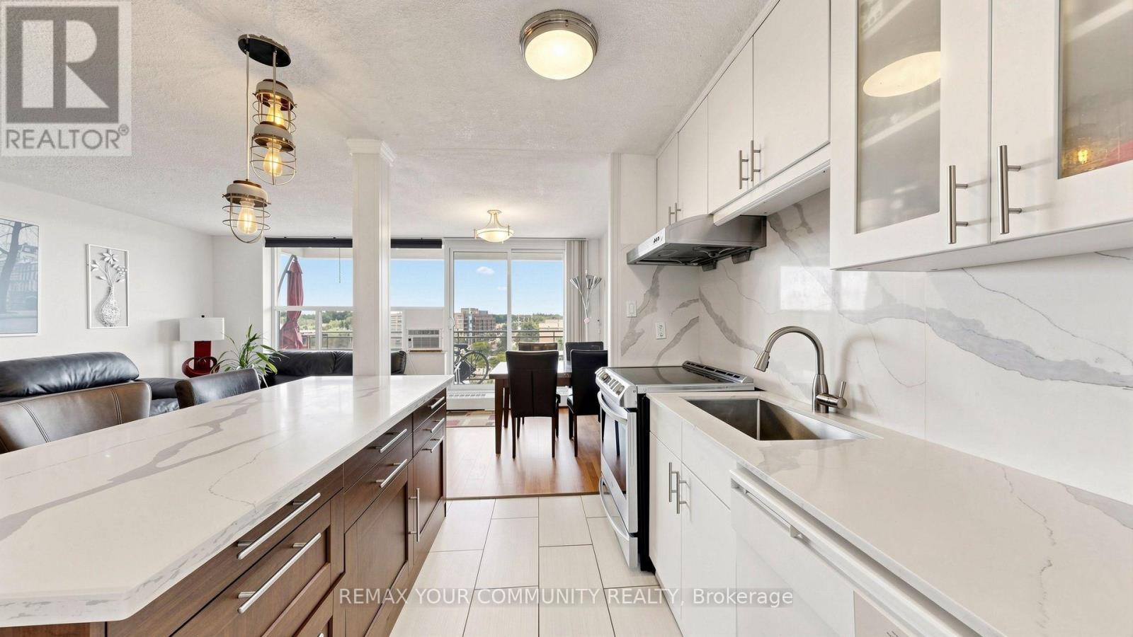 #8 180 DUDLEY AVENUE - 18