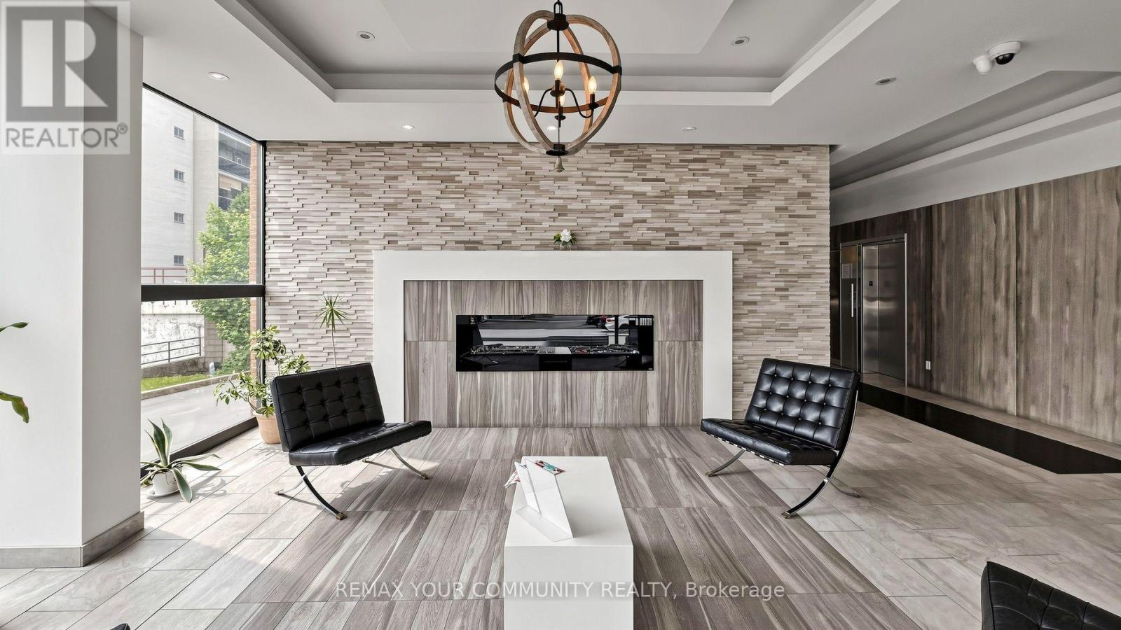 #8 180 DUDLEY AVENUE - 6