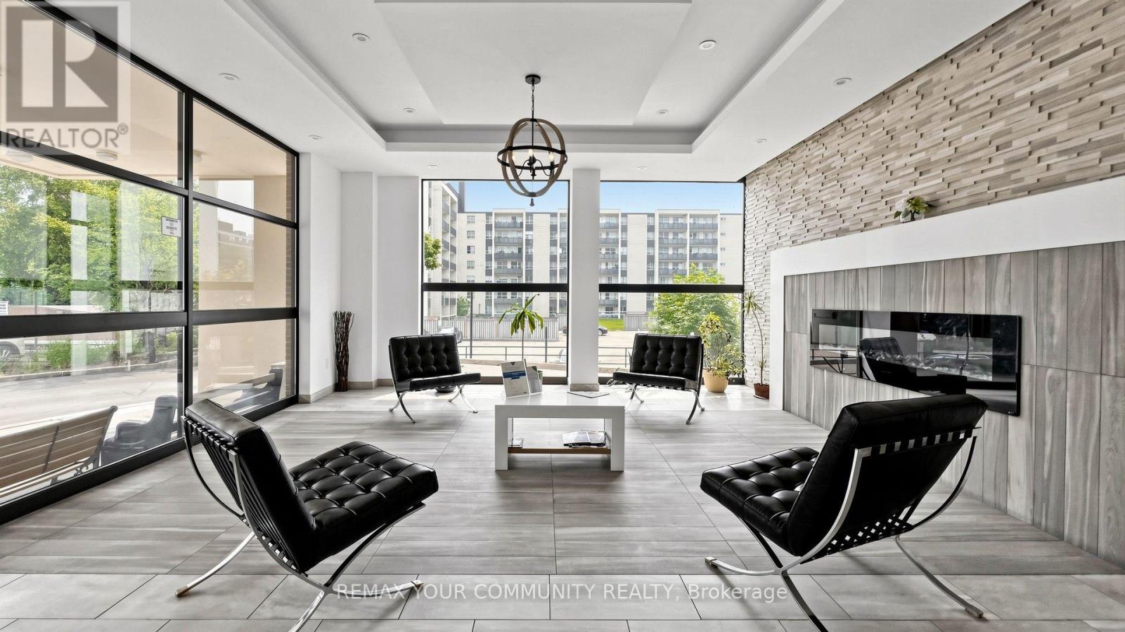 #8 180 DUDLEY AVENUE - 7