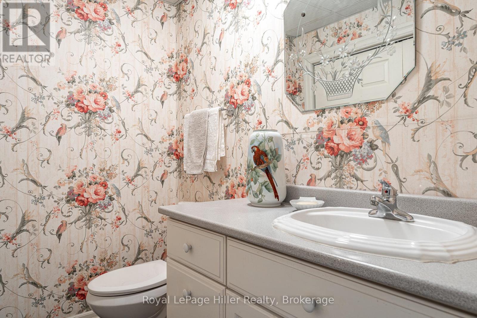 530 HOLMES STREET - Image 38