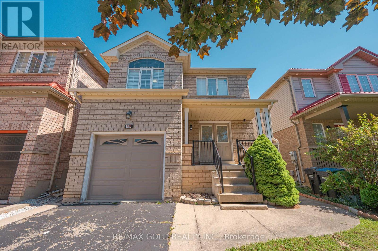 19 FLORENCE DRIVE - 2