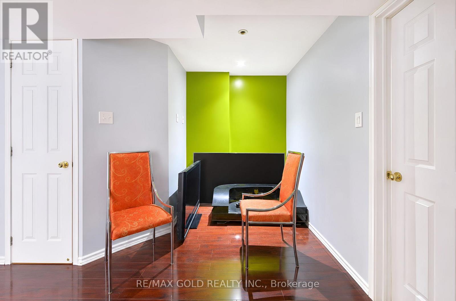 19 FLORENCE DRIVE - 31