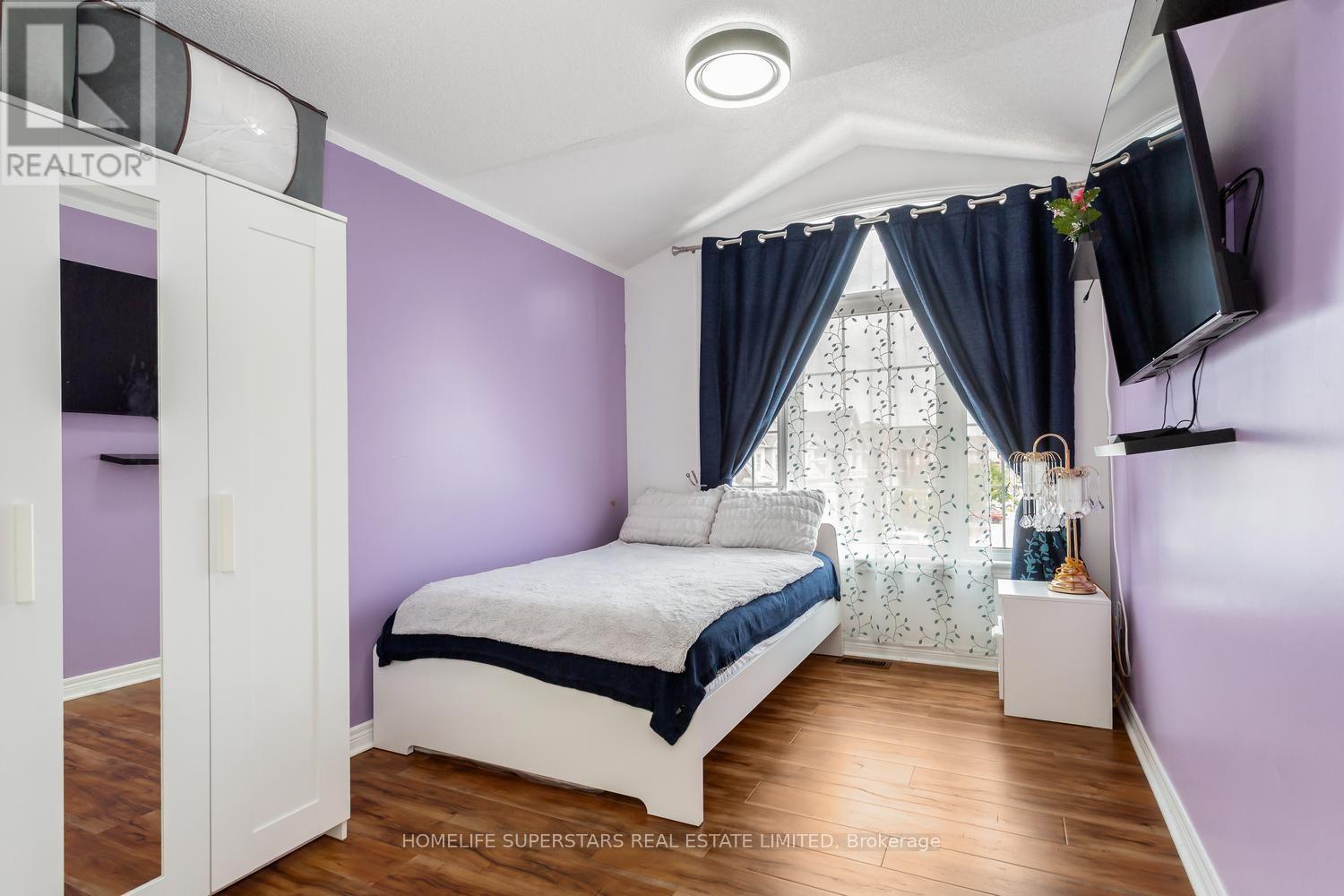 18 MARY CHAPMAN BOULEVARD - Image 30