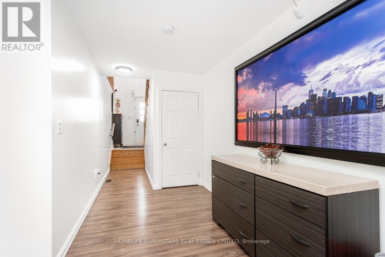 18 MARY CHAPMAN BOULEVARD - Image 35