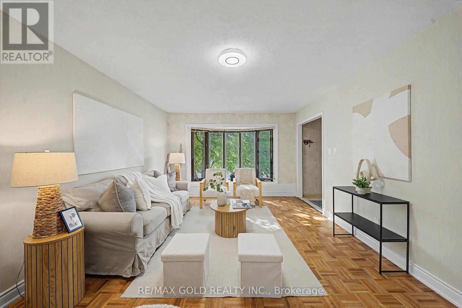 52 MADOC DRIVE - 3