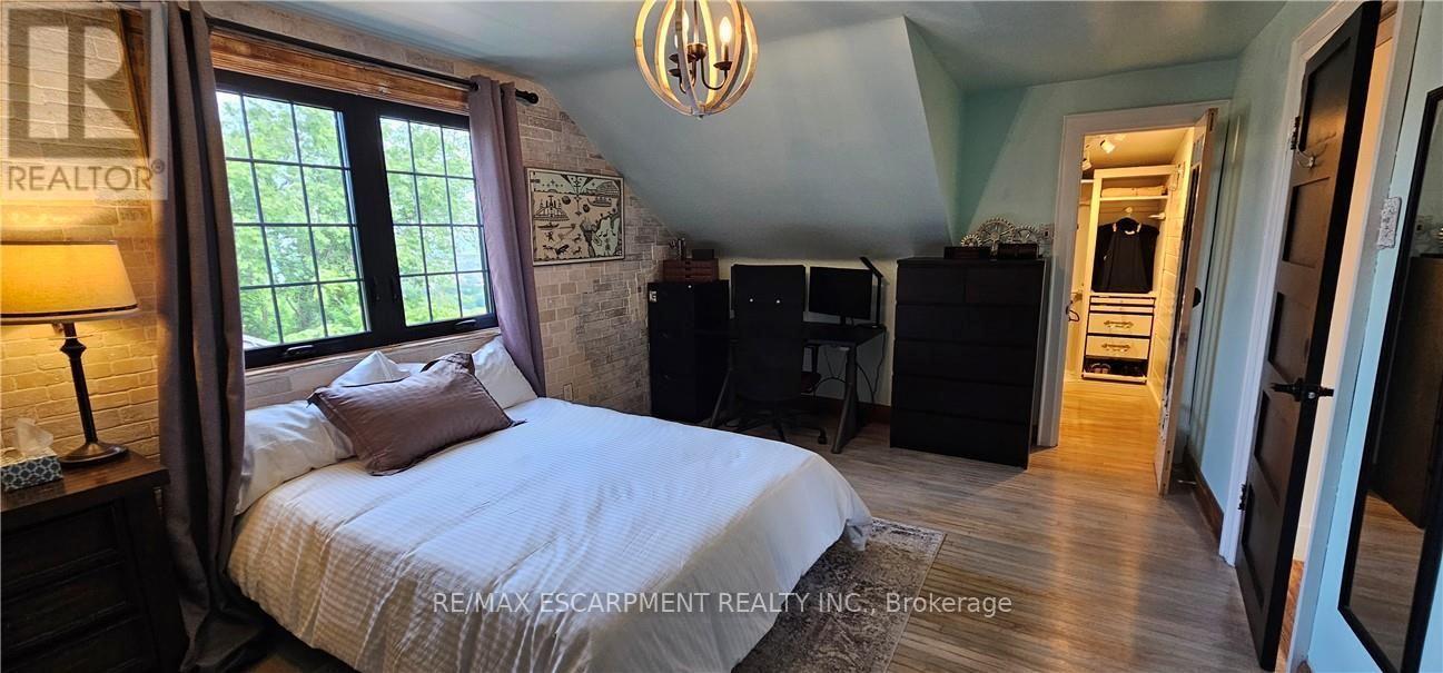665 RIDGE ROAD - Image 42
