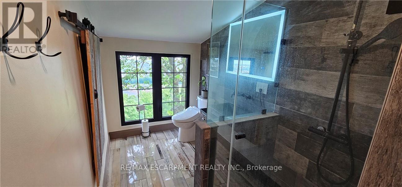 665 RIDGE ROAD - Image 44