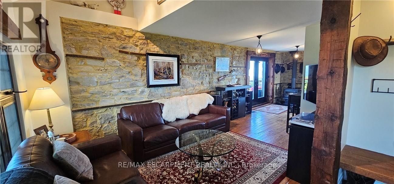 665 RIDGE ROAD - Image 26