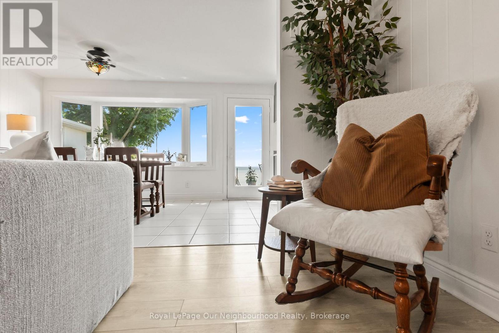 70 EAST BEACH ROAD - 19