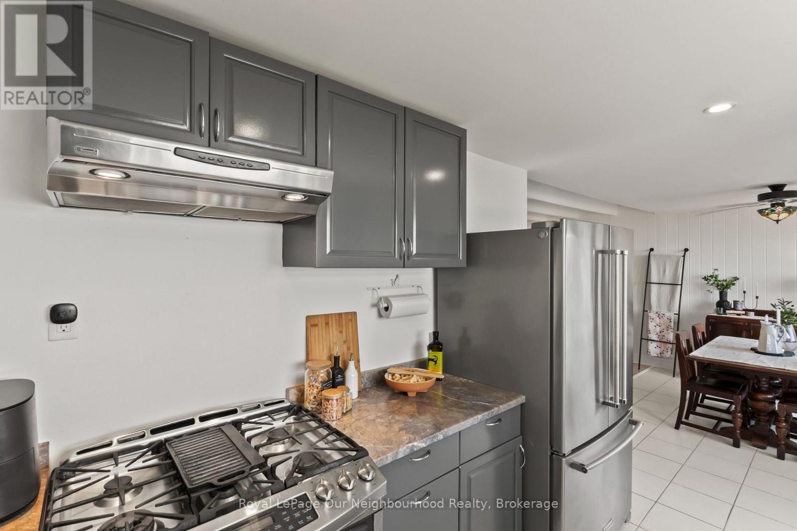 70 EAST BEACH ROAD - Image 23