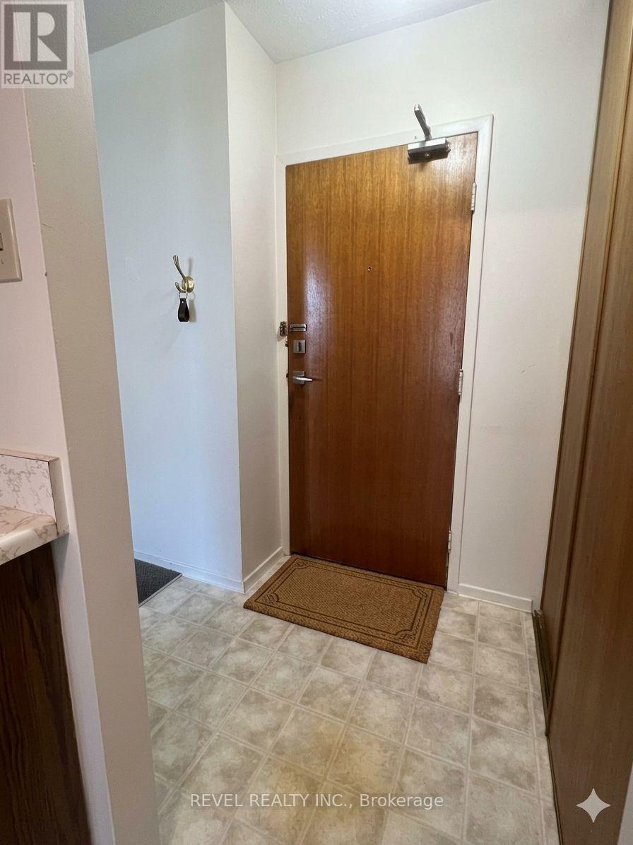 #407 359 GENEVA STREET S - 2