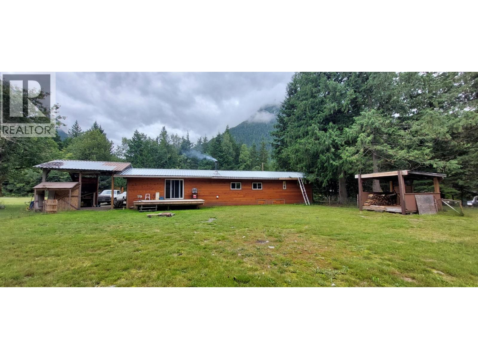 520 TONQUIN ROAD - 16