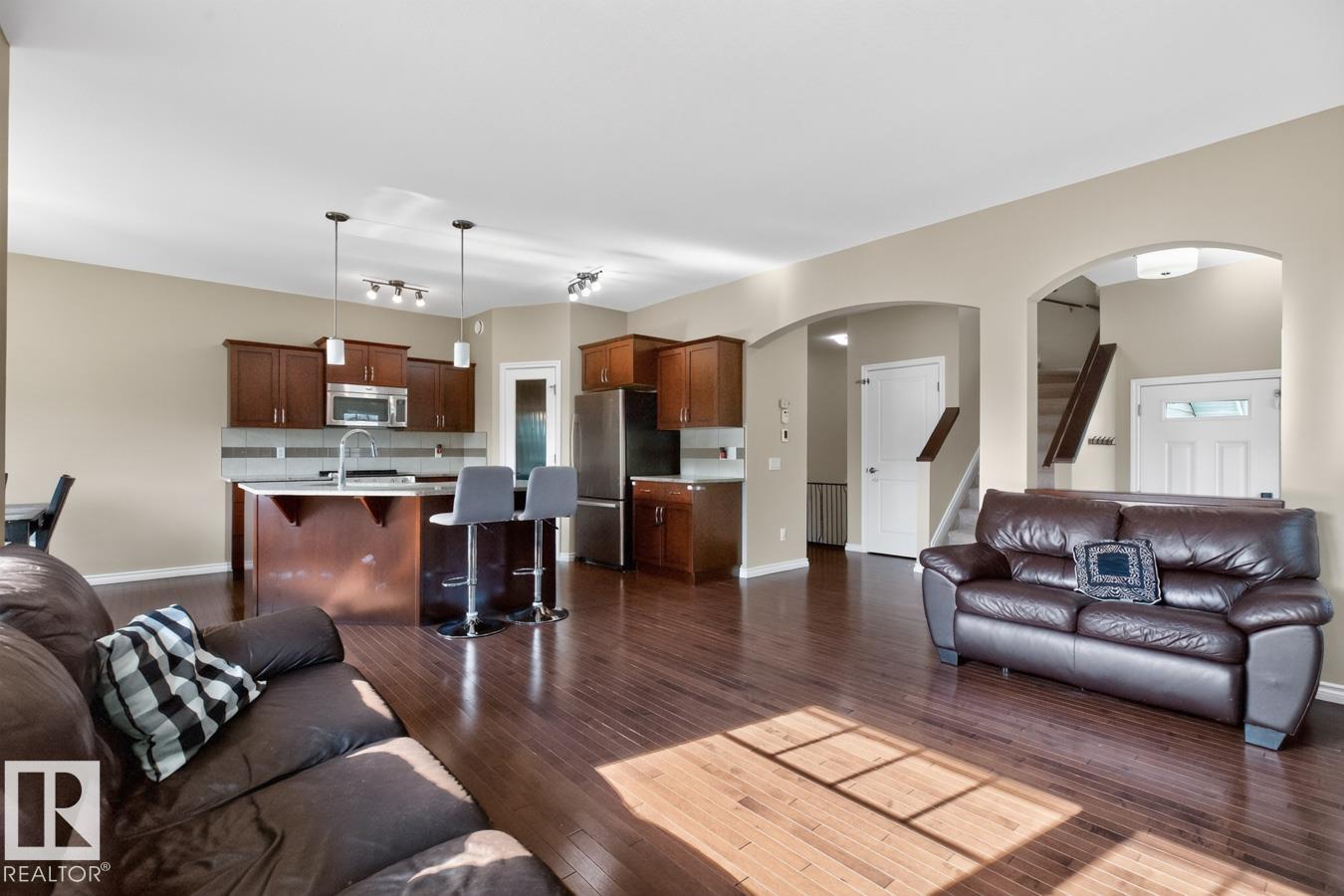 109 SELKIRK PL - Image 7