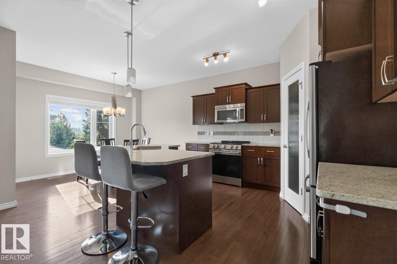 109 SELKIRK PL - Image 9