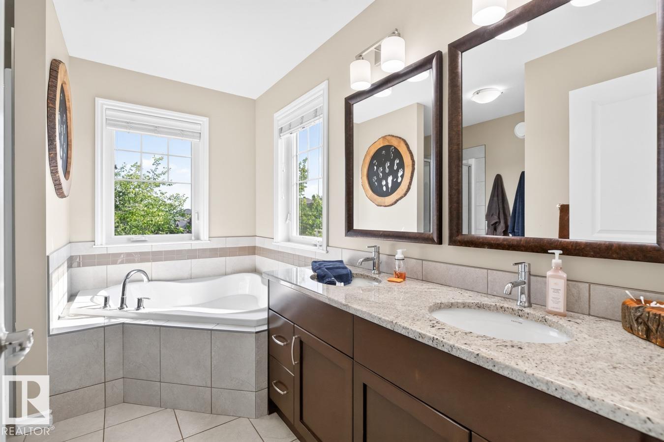 109 SELKIRK PL - Image 23
