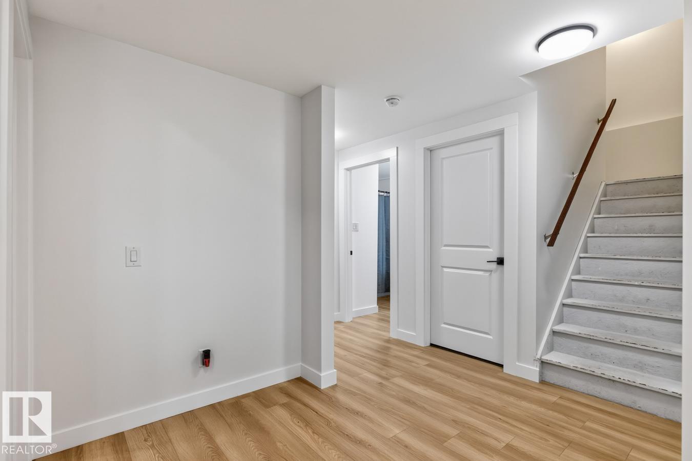 109 SELKIRK PL - Image 29