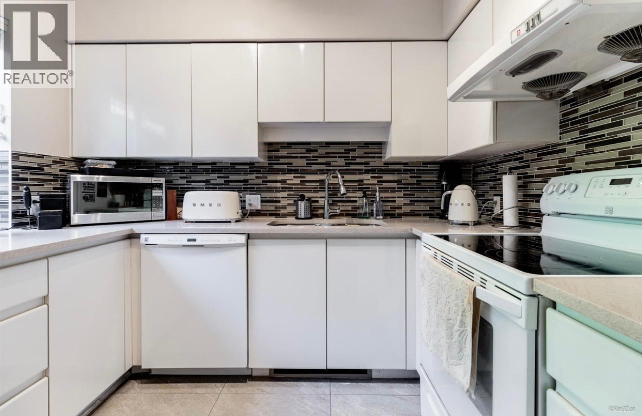 204 3188 CAMOSUN STREET STREET, Vancouver