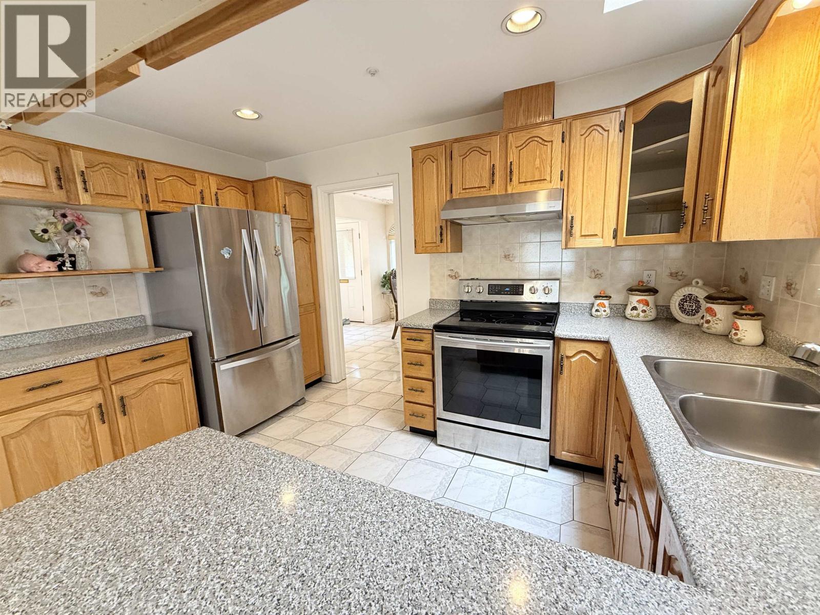 2458 E 5TH AVENUE, Vancouver