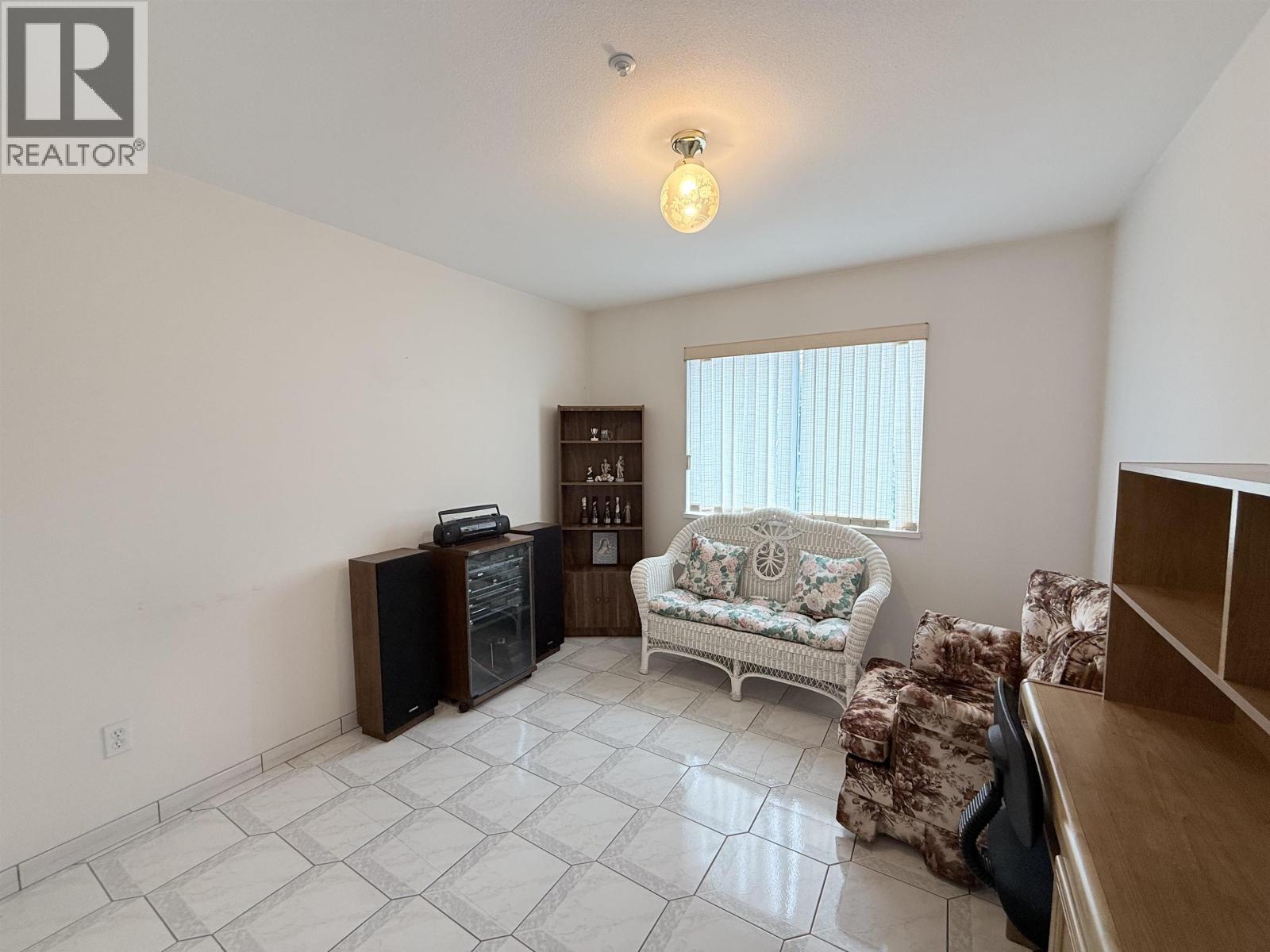 2458 E 5TH AVENUE, Vancouver