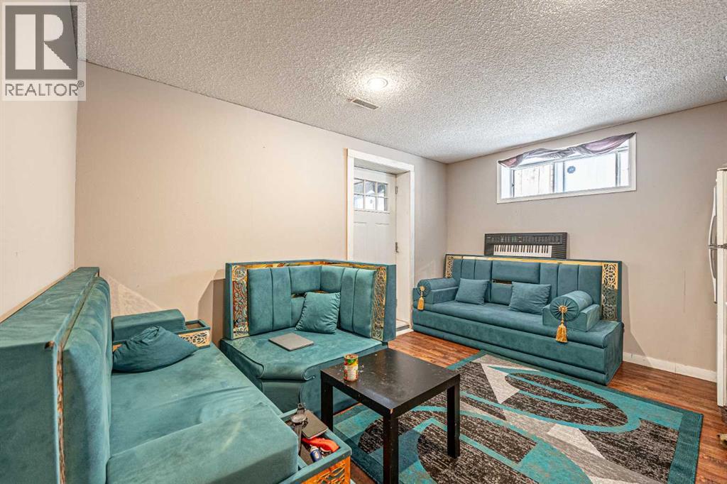 35 Martin Crossing Park NE - 27