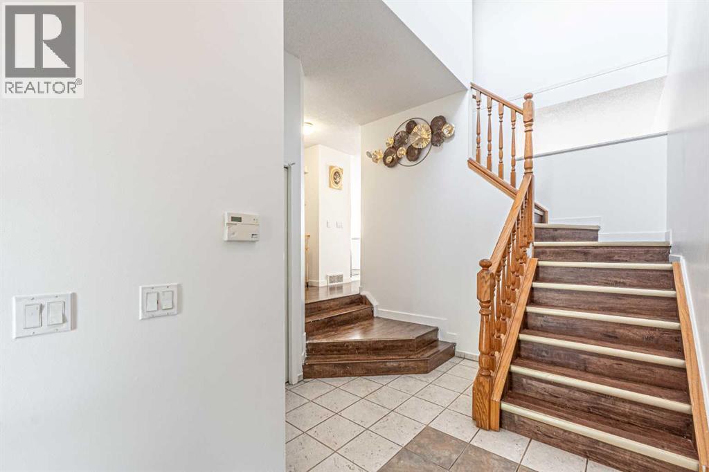 35 Martin Crossing Park NE - 3