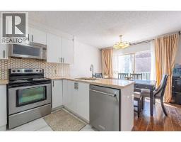35 Martin Crossing Park NE - photo 12