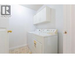 35 Martin Crossing Park NE - photo 14