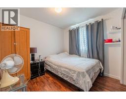 35 Martin Crossing Park NE - photo 16