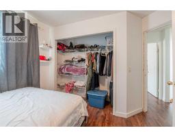 35 Martin Crossing Park NE - photo 17