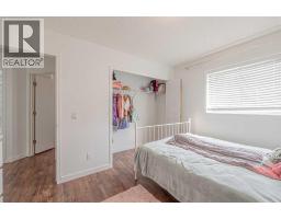 35 Martin Crossing Park NE - photo 19