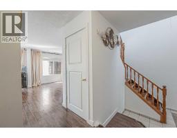 35 Martin Crossing Park NE - photo 25