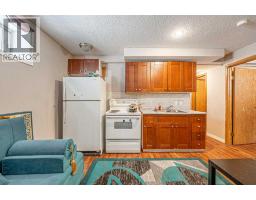 35 Martin Crossing Park NE - photo 28