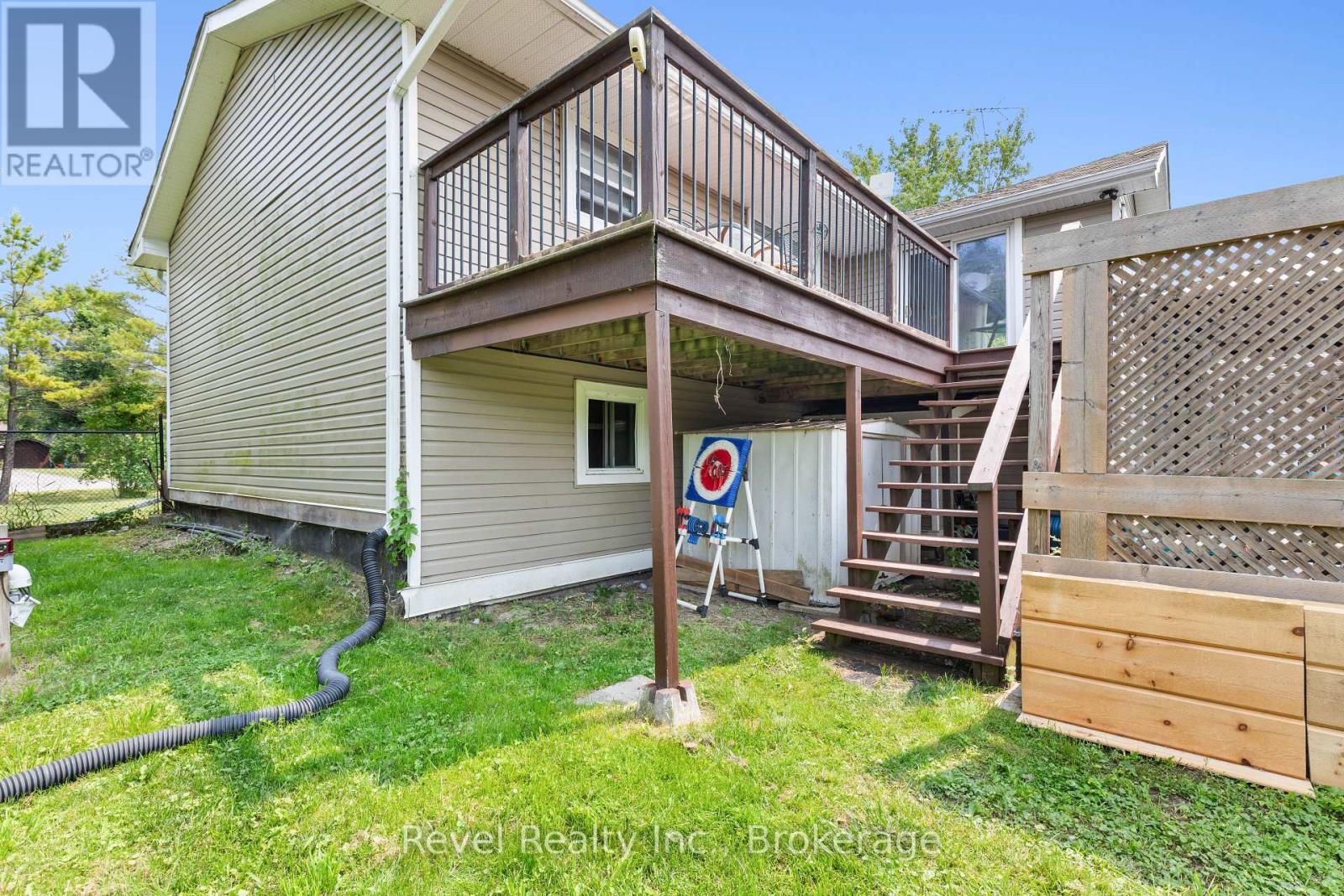81 QUEEN STREET S - 41