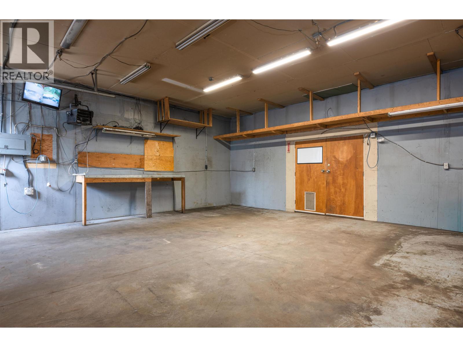 8396 CANTLE DRIVE - 33