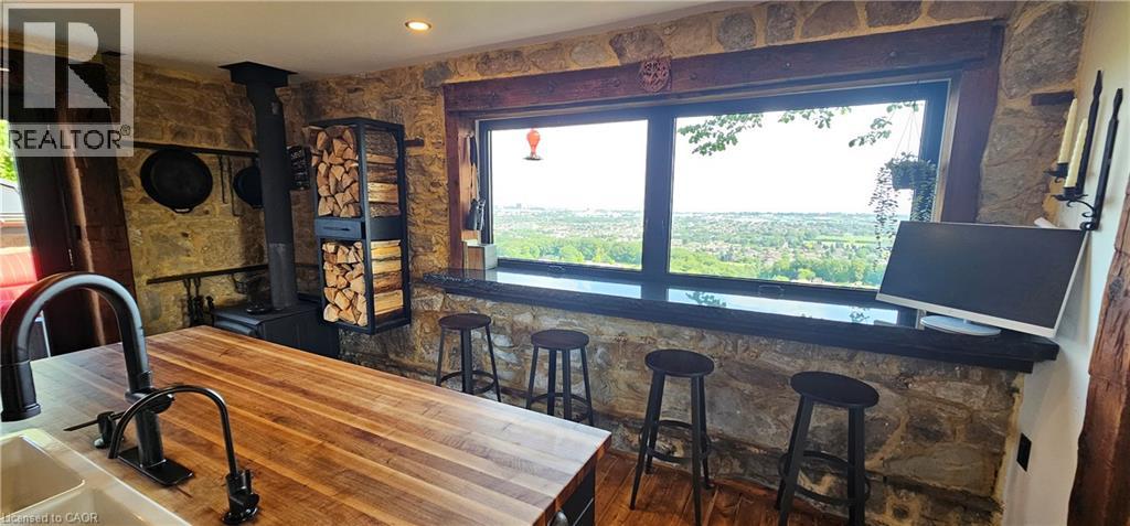 665 RIDGE Road - Image 36