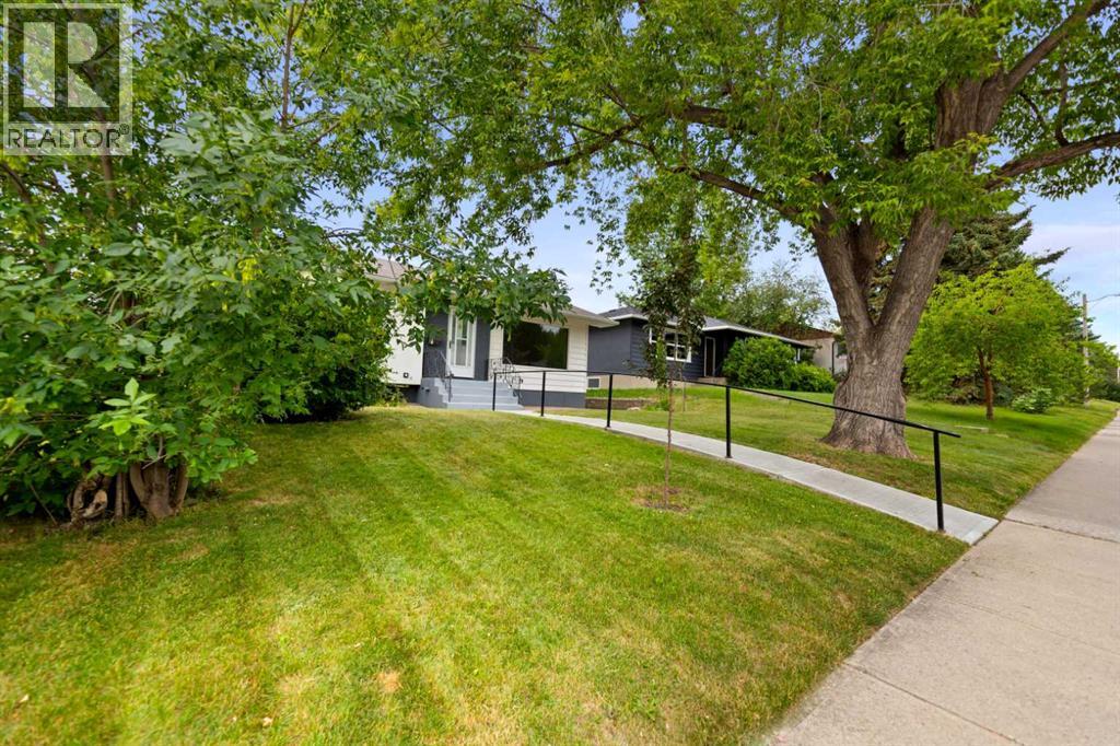 2915 13 Avenue NW, St Andrews Heights, Calgary photo 3