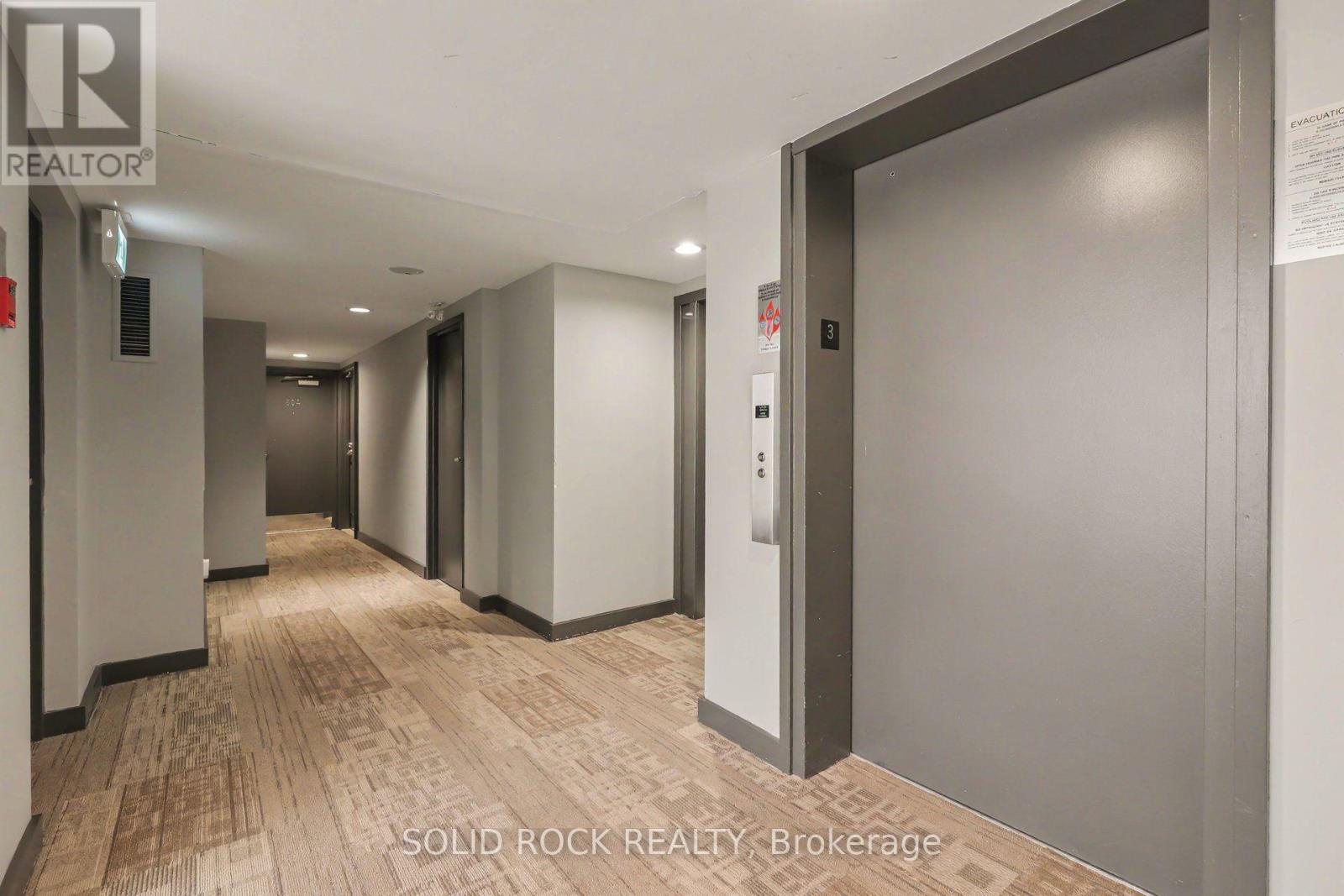 #303 30 CHARLEVOIX STREET - 3