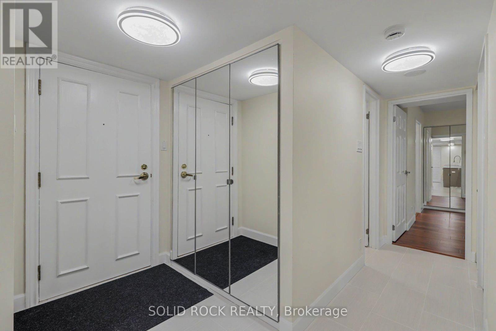 #303 30 CHARLEVOIX STREET - 4