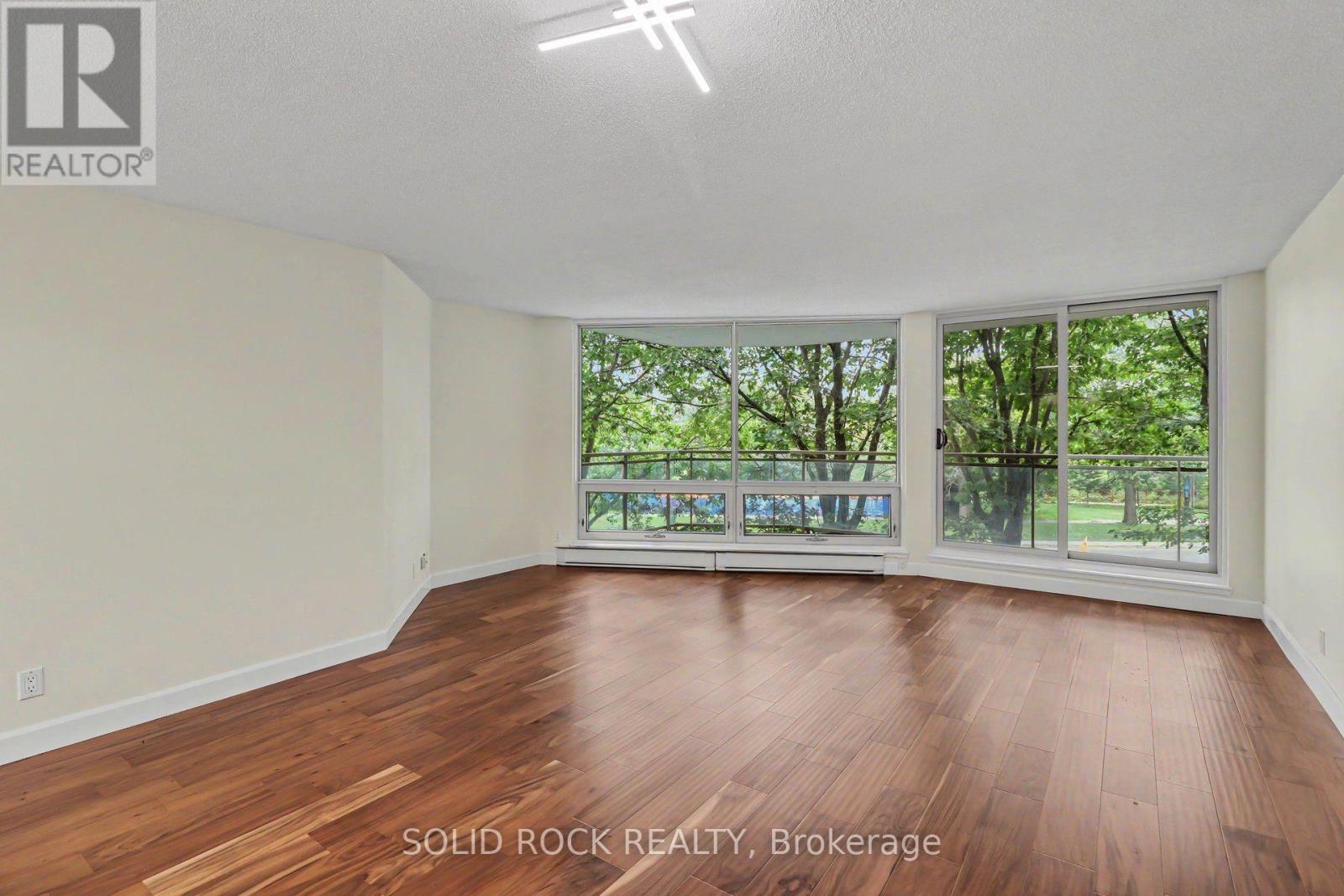 #303 30 CHARLEVOIX STREET - 6