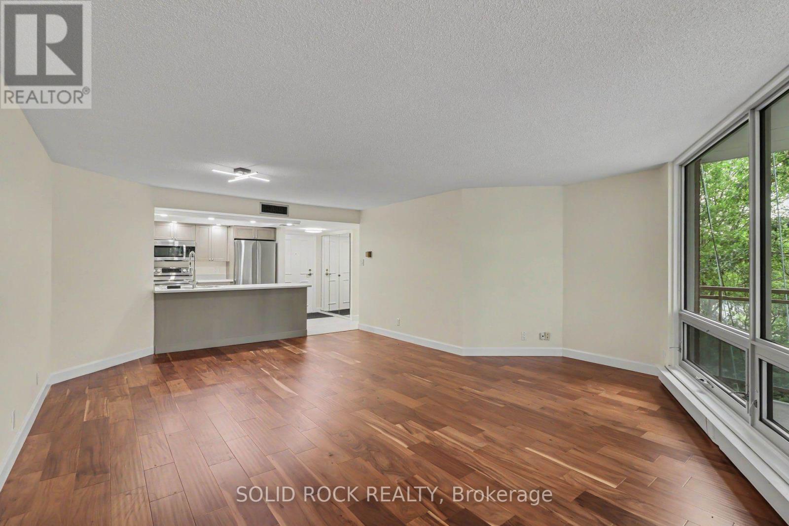 #303 30 CHARLEVOIX STREET - 8