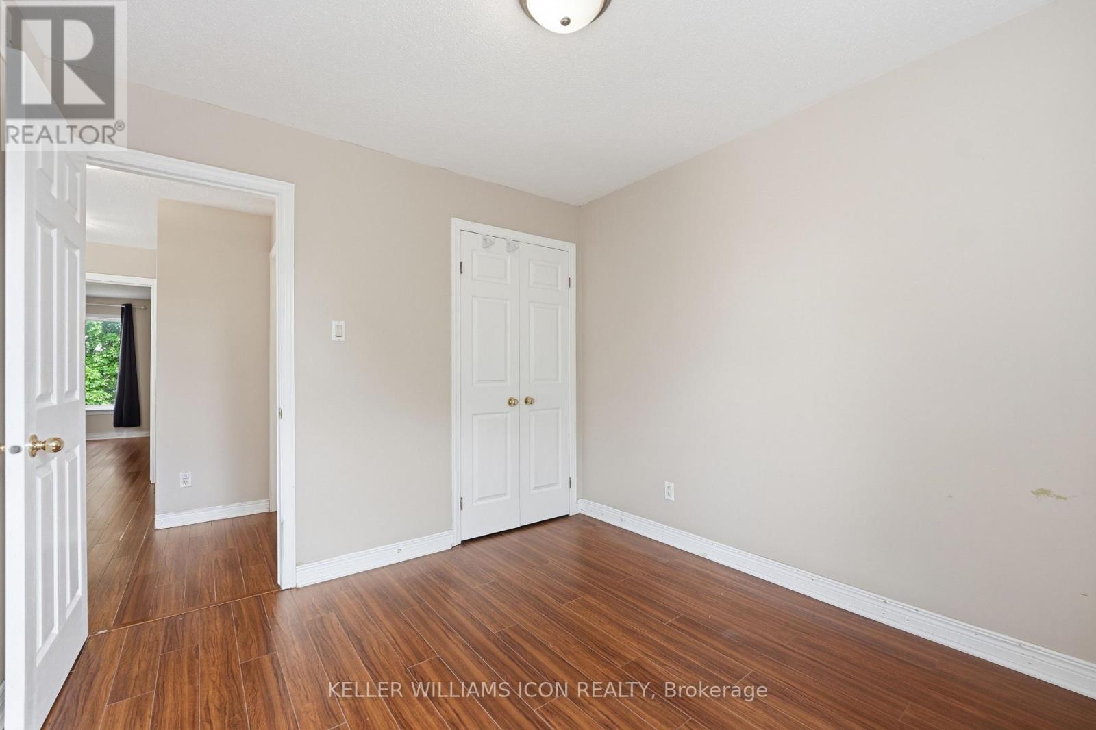 121 THORNBURY CRESCENT - Image 30