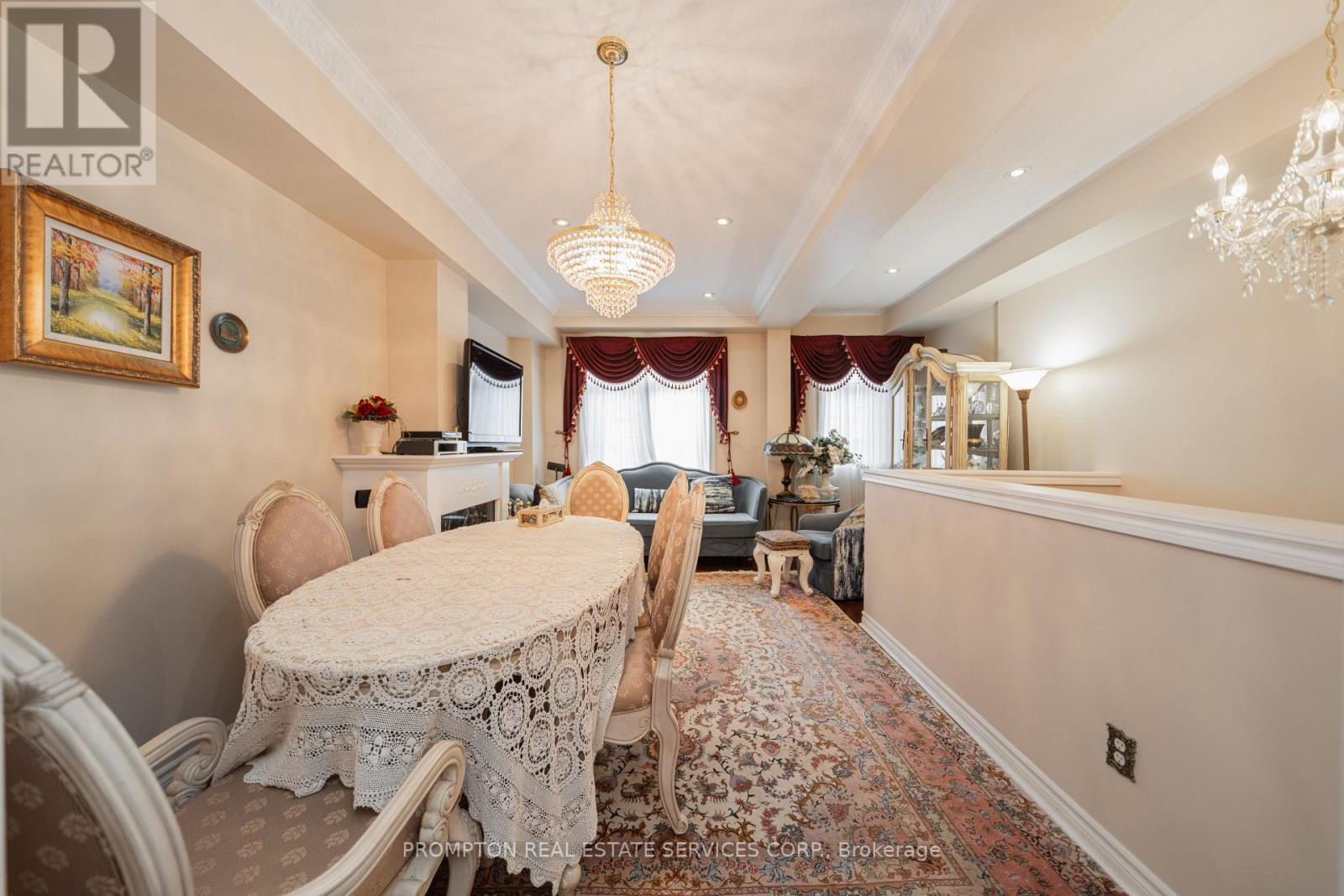 25 ROUTLIFFE LANE - 6