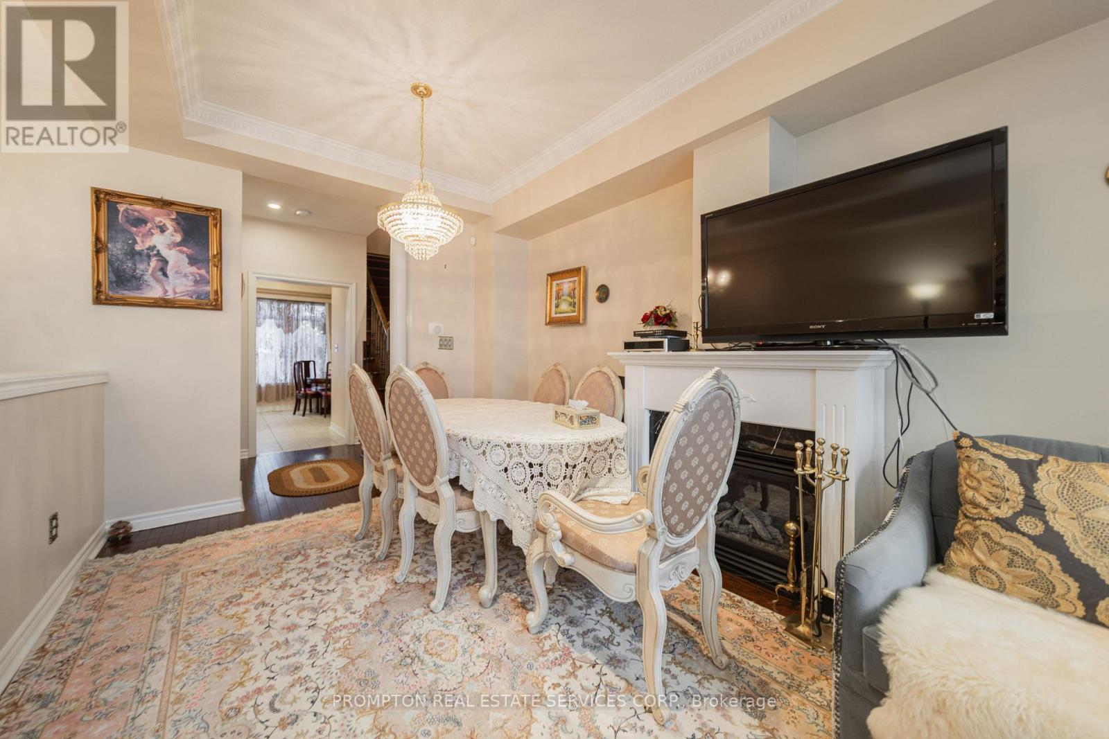 25 ROUTLIFFE LANE - 7