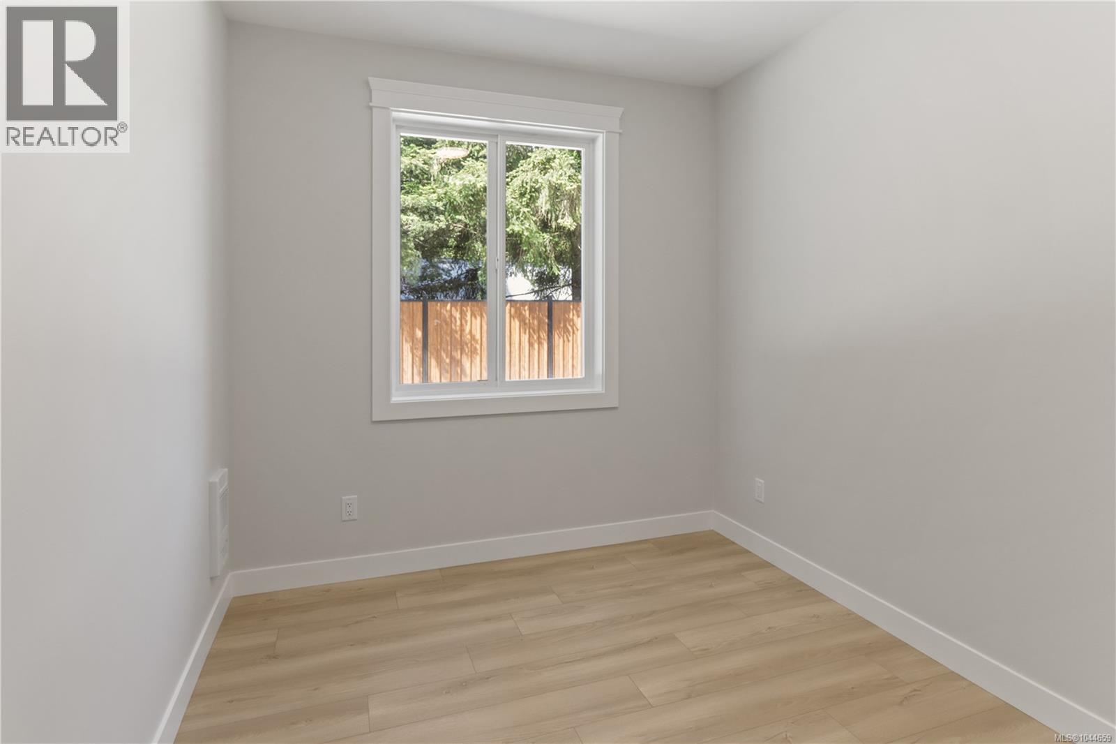 #100 2190 Jingle Pot Rd - 14