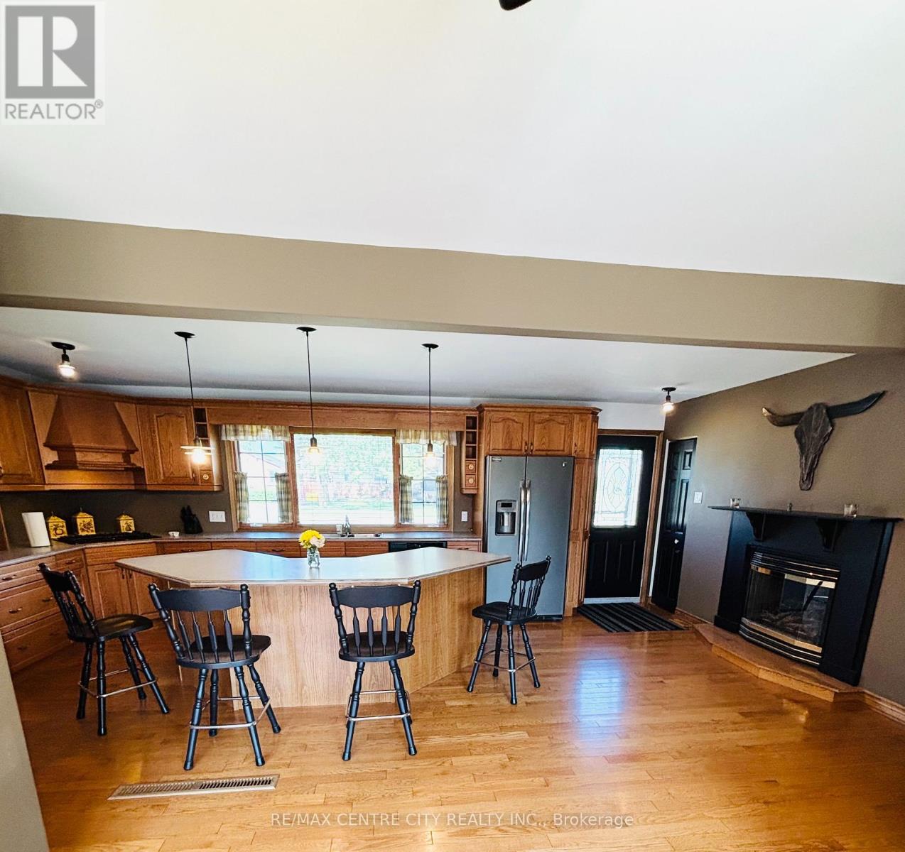 175 BANCROFT ROAD - 6