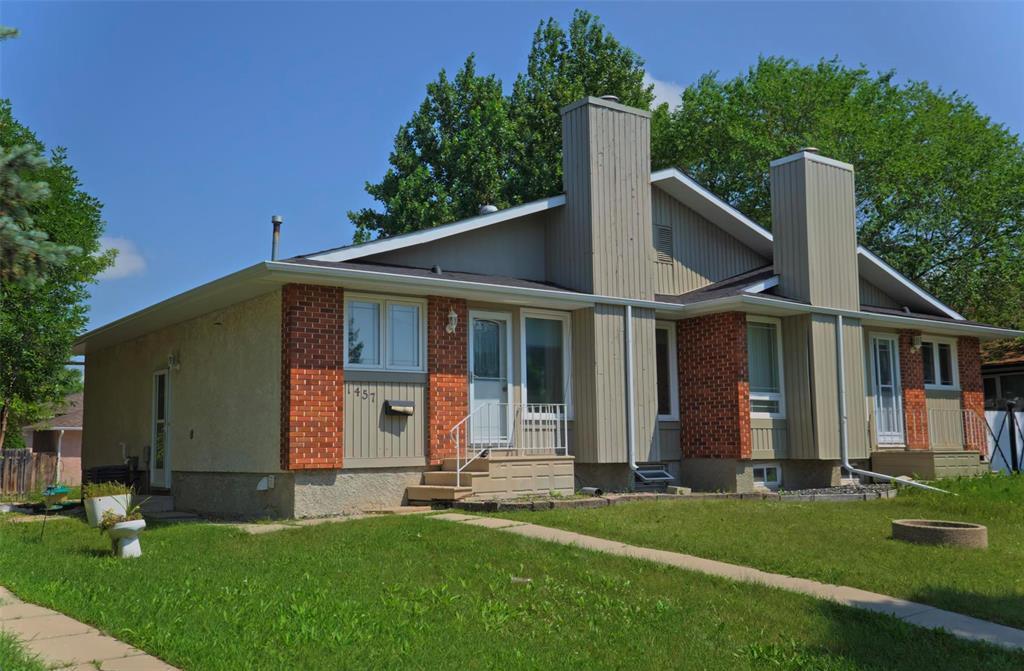 1457 Jefferson Avenue, Winnipeg, Manitoba, R2P0R5, Winnipeg, Manitoba — photo 1 of 5