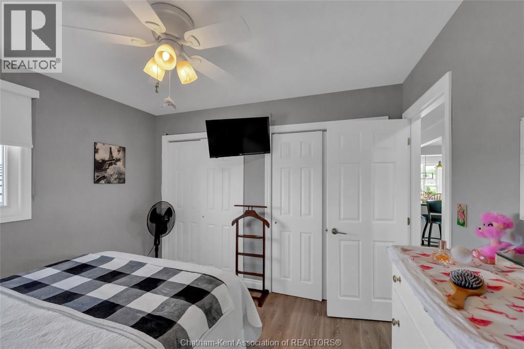 28 Campbell STREET - 21