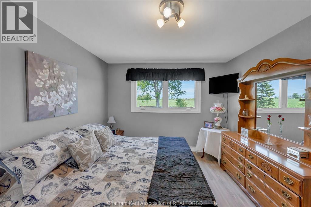 28 Campbell STREET - 28