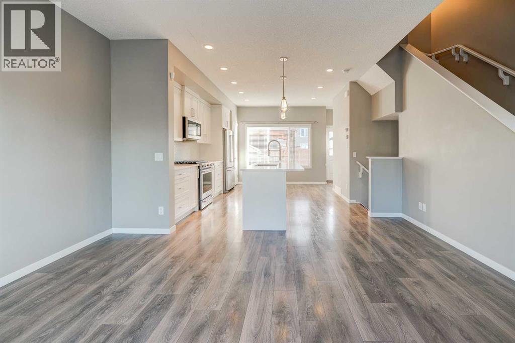 198 Masters Avenue SE - 5